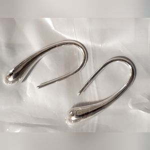 Silver Teardrop earring